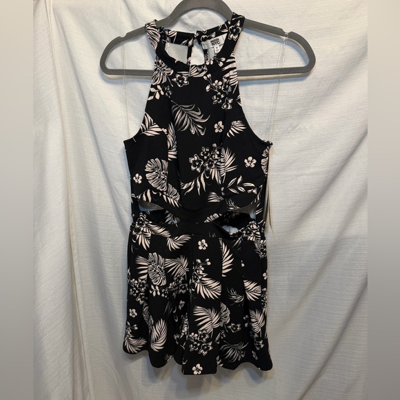 Madden Nyc Pants - Elegant Black and White Floral Romper W/ Cutouts